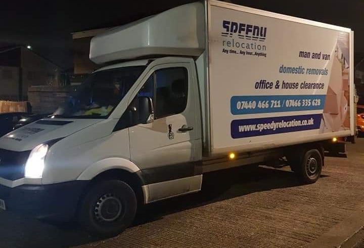 Mutari cu Vanul in Londra UK