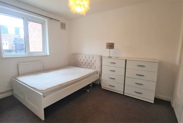 De Inchiriat Casă cu 3 Dormitoare in Beckton – Agentia Remax