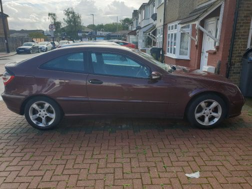 Auto Mercedes-Benz C CLASS de vanzare in Hounslow Londra