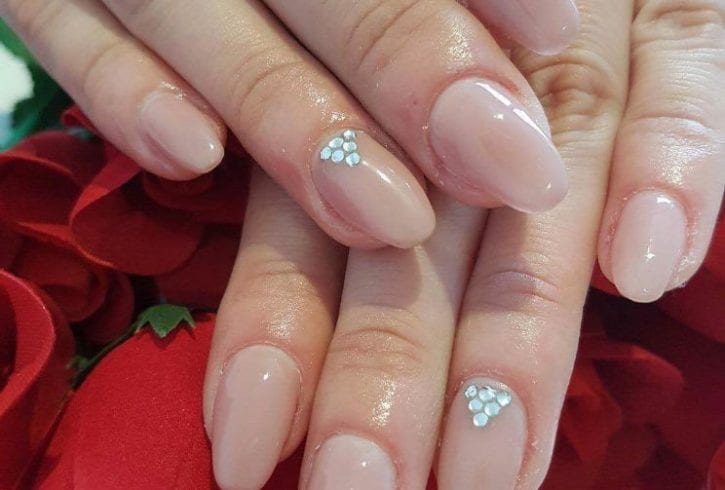 Manichiura frumoasa, o carte de vizita