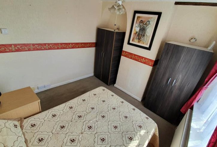 Inchiriez Camera Dubla in Dagenham East Londra