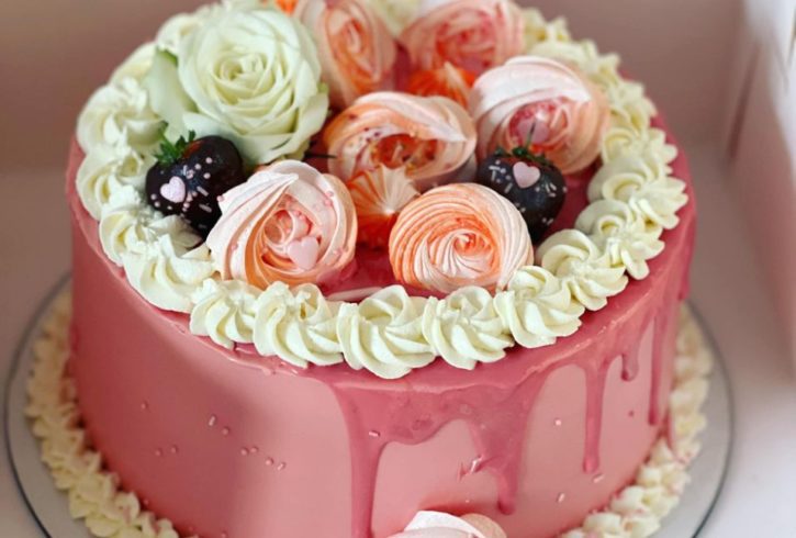 Preiau Comenzi De Torturi Si Prajituri In Stanwell, UK