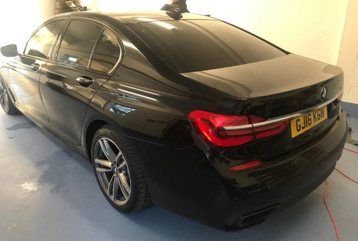 Geamuri fumurii & folii Auto omologate in Londra UK