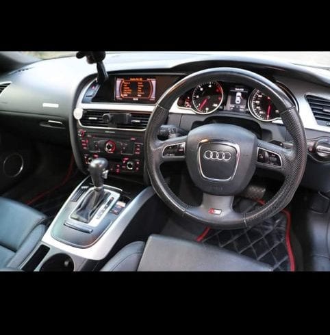 Vand Audi A5 s-line 2.7 Diesel 2010 coupe in Streatham Lambeth Londra SW2 4NZ