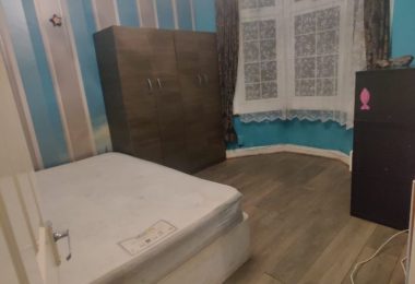 Casă cu Grădină în Barking