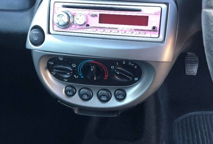 Vand Ford KA interior piele an 2004 - in Slough SL1