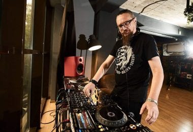 DJ profesionist cu atestat recunoscut international