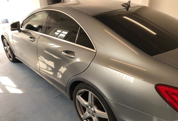 Folii auto de chroming Wembley Londra HA9 7