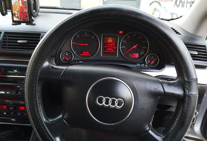 Vand auto Audi a4 1.9 tdi Edmonton Green Londra