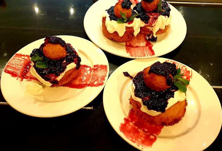 Restaurant The Lodge Kingsbury Brent NW9 - Imagine 3