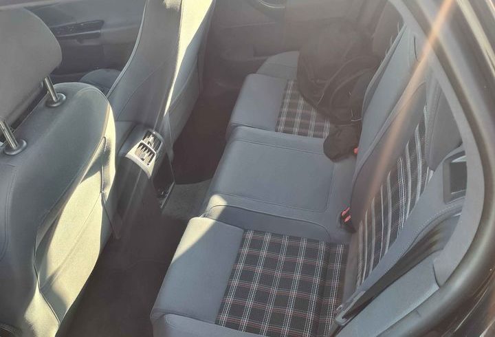 Vând Volkswagen Golf din 2005 in Dagenham Londra