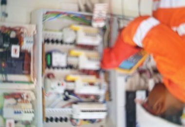 Electrician cu Experienta Reparatii in Shotton UK