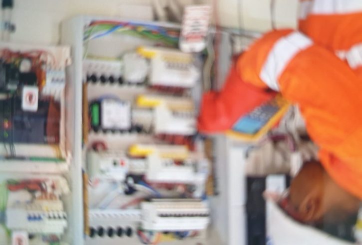 Electrician cu Experienta Reparatii in Shotton UK