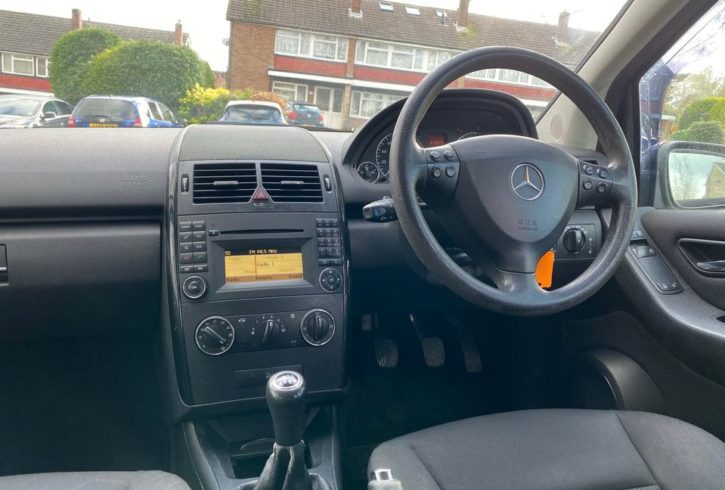 Vând 2009 Mercedes-Benz A-Class in Hoddesdon