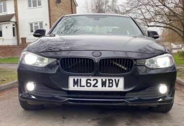 De vânzare 2013 BMW 318d in Hoddesdon - AutomobileUK Ltd