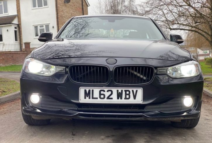 De vânzare 2013 BMW 318d in Hoddesdon - AutomobileUK Ltd