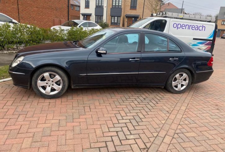 Vând Mercedes Benz E-Class din 2004 in Gravesend - Rmf Lux Car