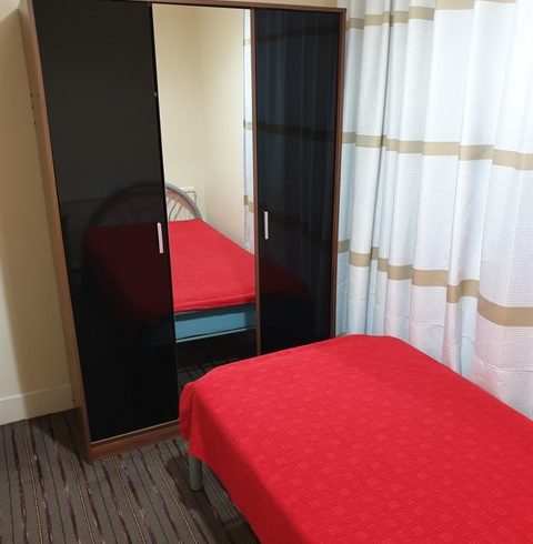 Chirie Camera Single - Seven Kings Ilford IG3