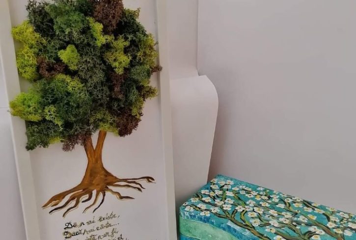 Tablouri cu Licheni Stabilizati in Bedford UK