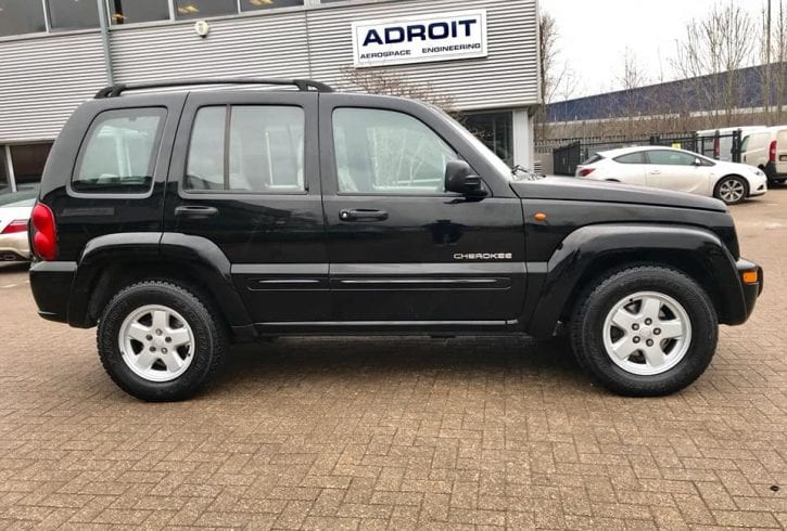 For sale Auto Jeep Cherokee 4×4 SE 2.8 Diesel Londra UK