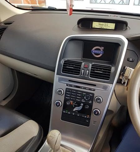 Vand Auto Volvo XC60 SE Lux din 2010 in Kingsbury Londra