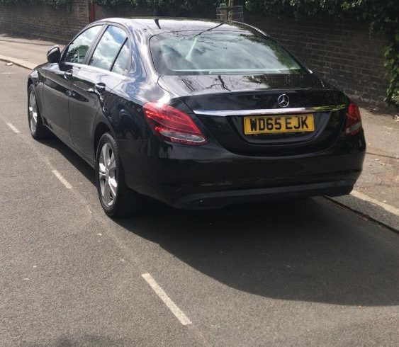 Ofer servicii transport aeroport persoane Waltham Forest E17