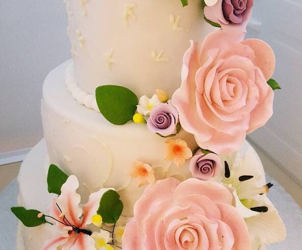 Torturi La Comanda Si Topper Pentru Torturi In Birmingham, UK