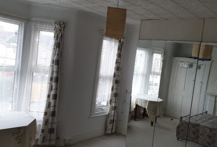 Chirie Camera King Size in Newham Londra E12