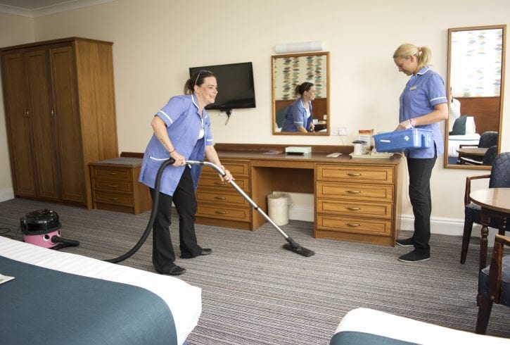 Cameriste hoteluri din centrul Londrei - Kensington Shoreditch Cameriste hoteluri din centrul Londrei - Kensington Shoreditch