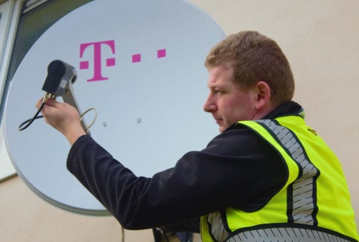 Antene Satelit Londra UK - Montaje Reglaje Aparate Antene Satelit Londra UK - Montaje Reglaje Aparate