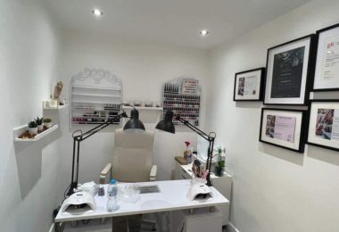 Locuri De Munca Pentru Hairstylists Sau Barbers In Watford, UK