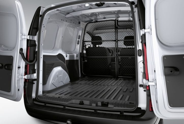 Transport cu duba/van Estul Londrei