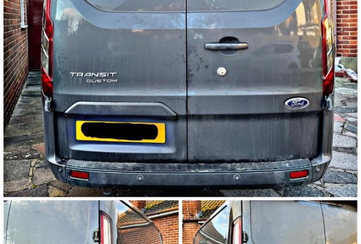 Colatari Auto Faruri Stopuri Placări cu Crom in Waltham Cross