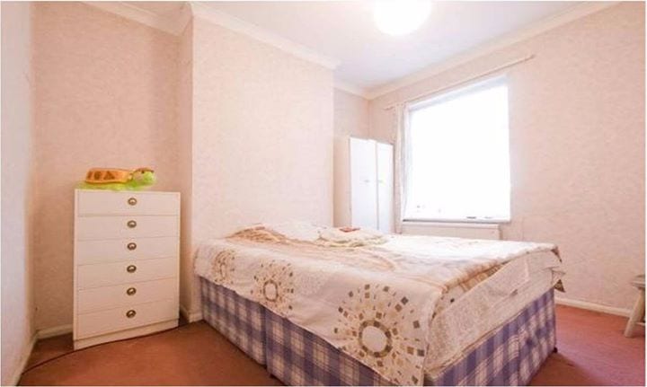 Casa cu 4 camere in Stratford Road Plaistow E13 - YCP