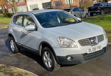 2008 Nissan Qashqai Vanzare in Harlow UK - Automobile UK Ltd