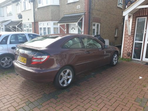 Auto Mercedes-Benz C CLASS de vanzare in Hounslow Londra