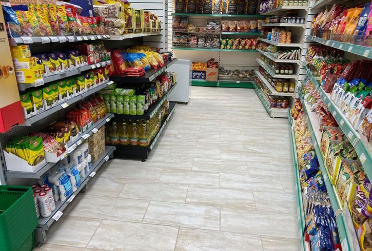 Magazin romanesc Tricolorul Enfield EN2