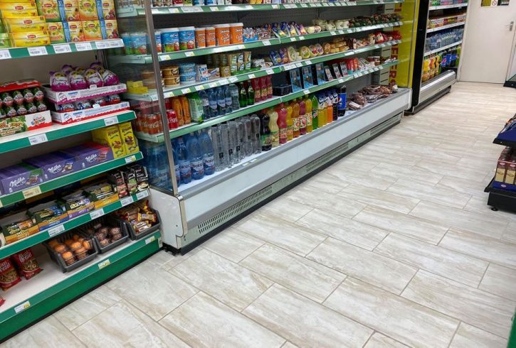 Magazin romanesc Tricolorul Enfield EN2