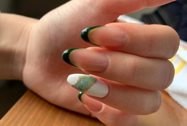 Servicii Aplicare Unghii Cu Gel In Staines, UK