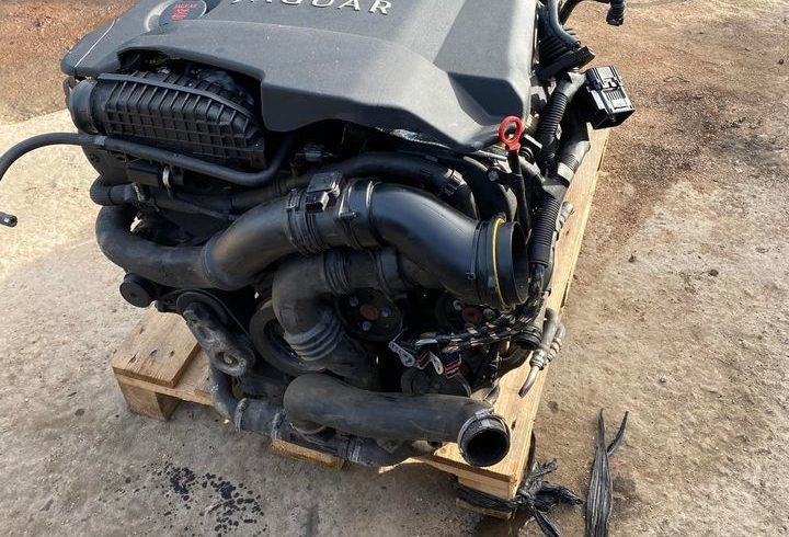 Motor Complet + Cutie Viteze Jaguar XF 2.7D in South Ockendon