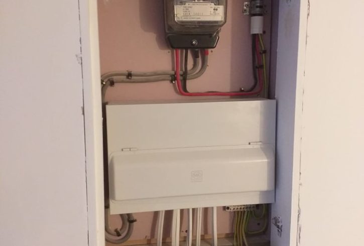 Electrician Execut Toate Tipurile de Instalatii Electrice