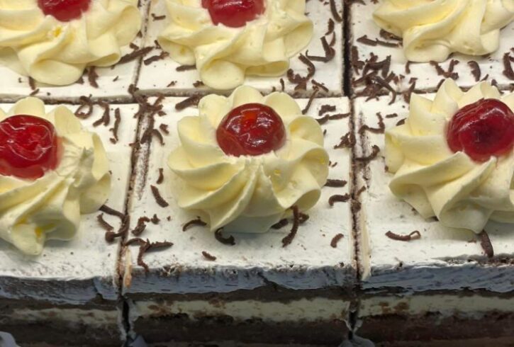 Ardeleana – Magazin Traditional Romanesc In Bracknell, UK