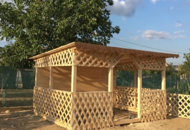 Producem Mobiler de Grădina in Salford UK