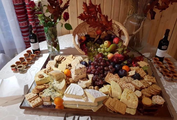 Crama Romaneasca - Restaurant Traditional Romanesc in Reigate, UK