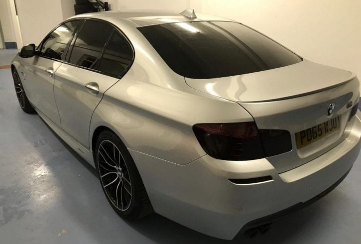 Geamuri fumurii & folii Auto omologate in Londra UK