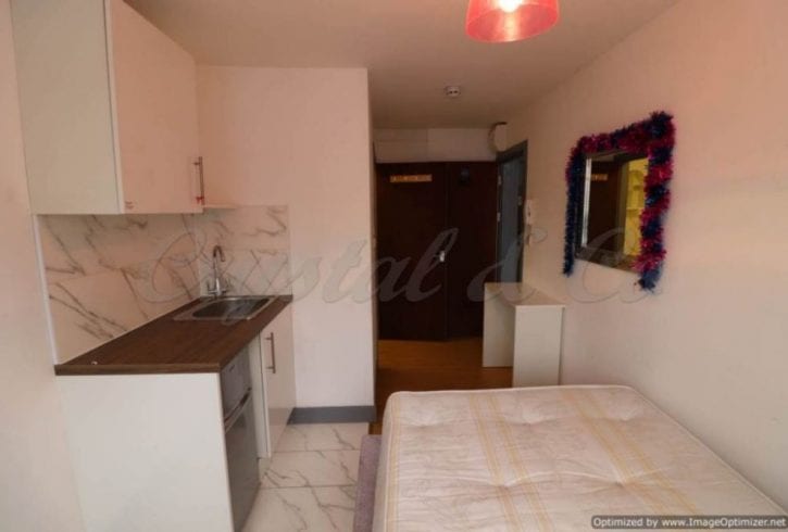 Studio Flat de inchiriat in West Drayton - Crystal & Co