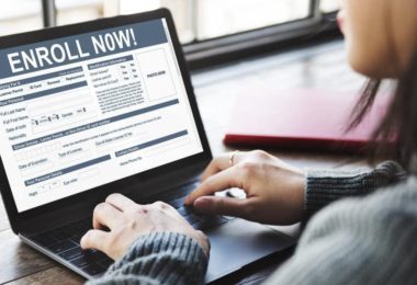 Aplica Acum la Universitate sau Colegiu - Sesiunea Aprilie 2022