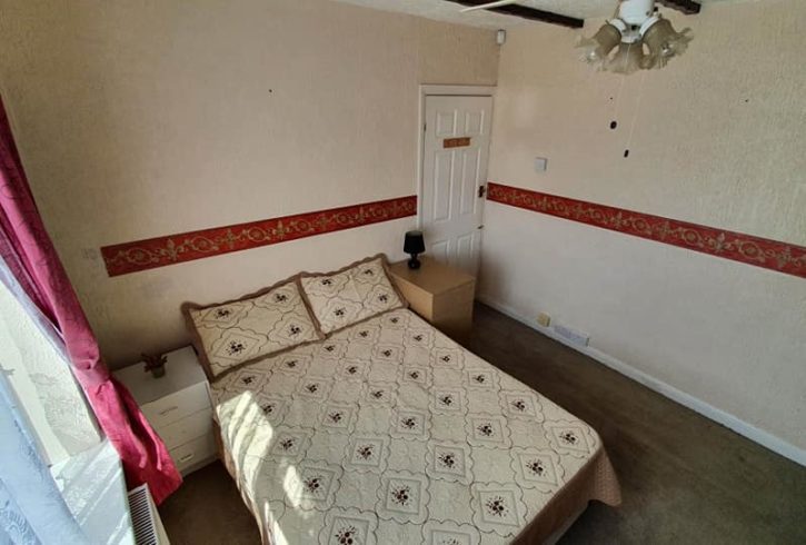 Inchiriez Camera Dubla in Dagenham East Londra