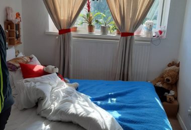 Camera dubla Canning Town Londra