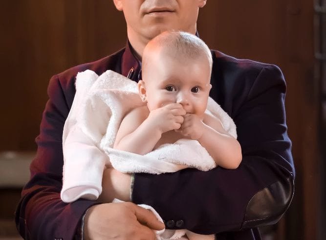 Zandy Dinu - Fotograf si cameraman pentru nunta, botez, aniversare